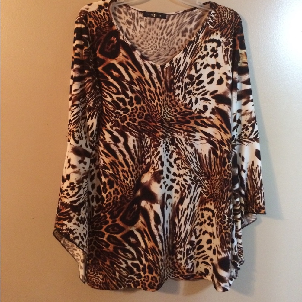 Brown printed 👚