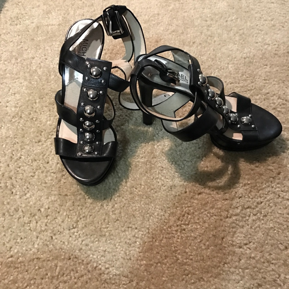 Black Michael Kors Sandals 6.5