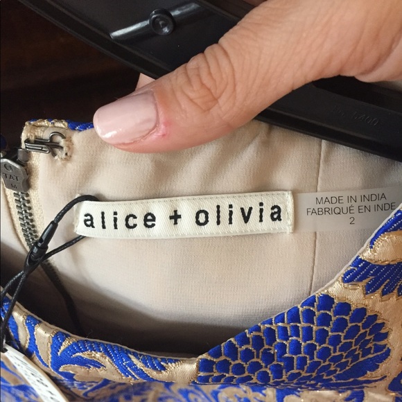 Alice + Olivia Carrie A Line dress. BRAND NEW NWT - Picture 5 of 8