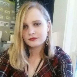 Meet your Posher, Alyssa