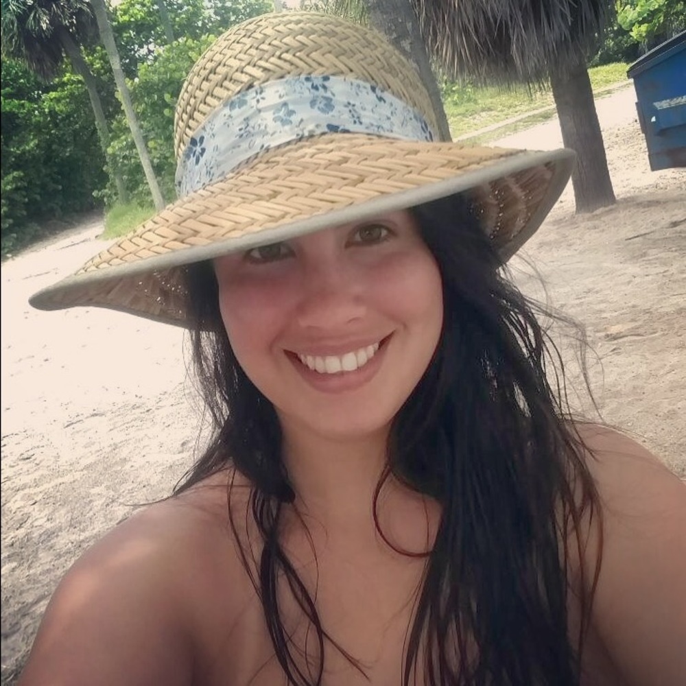 Meet your Posher, Annie