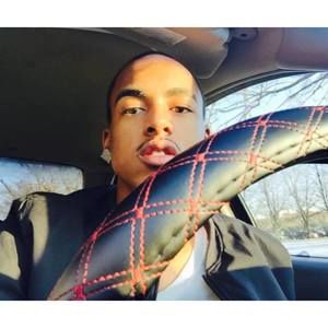 Meet your Posher, Credell