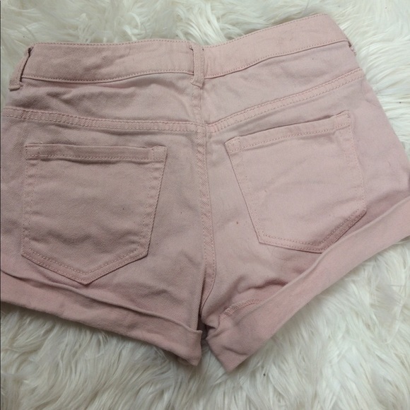 Super cute light pink shorts!! - Picture 2 of 4