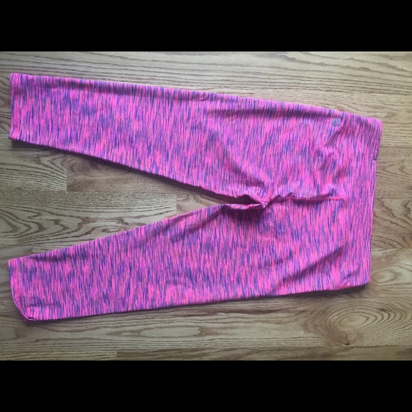 Fabletics leggings - Picture 2 of 2