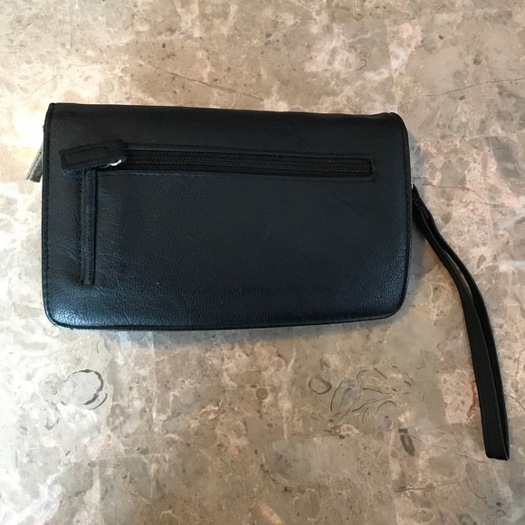 Black wristlet/wallet brand new! - Picture 4 of 4