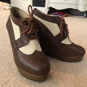 ✨ Oxford style Wedges ✨