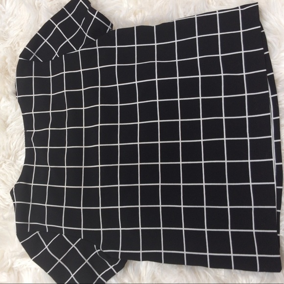 Top - Picture 3 of 4