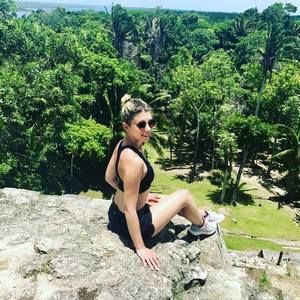 Meet your Posher, Ashley-elizabeth