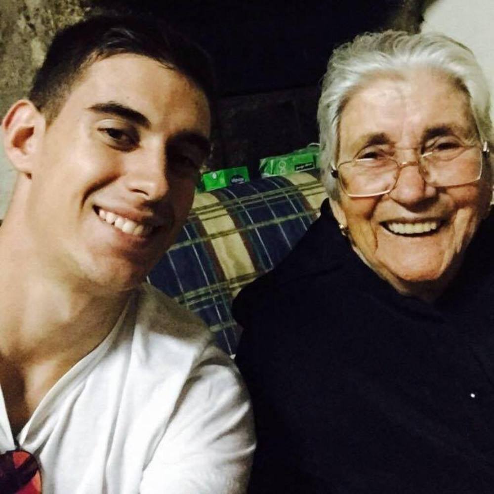 Meet your Posher, Angelo