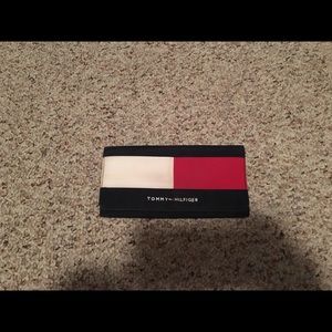 Tommy Hilfiger Wallet