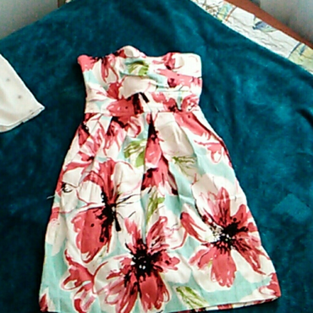Mini strapless