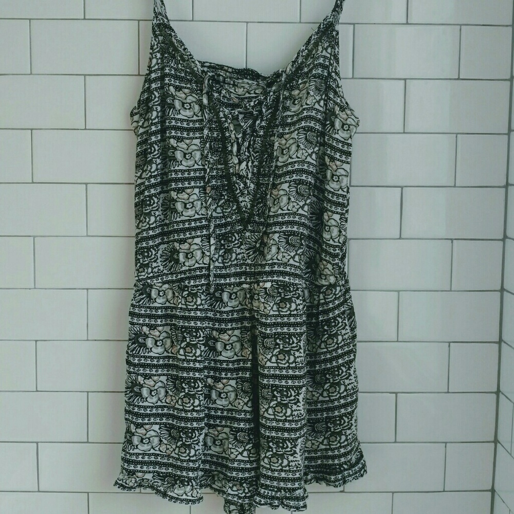 American Eagle Outfitters Floral Sequined Romper