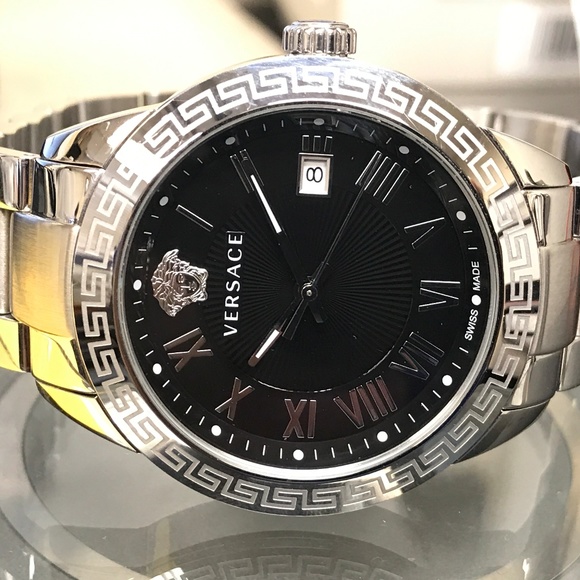 versace landmark watch