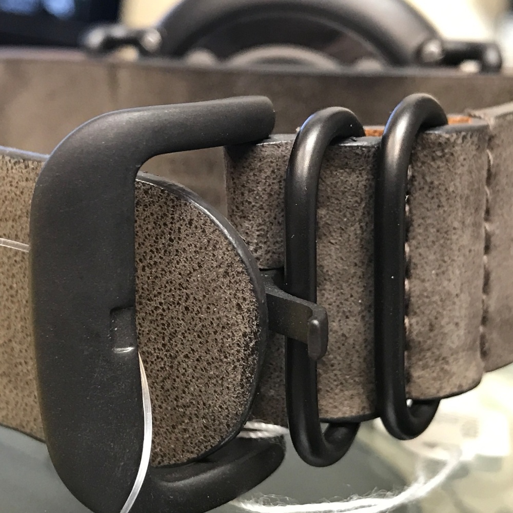 Shinola Detroit  Steel Quartz Men's Watch - Picture 4 of 5