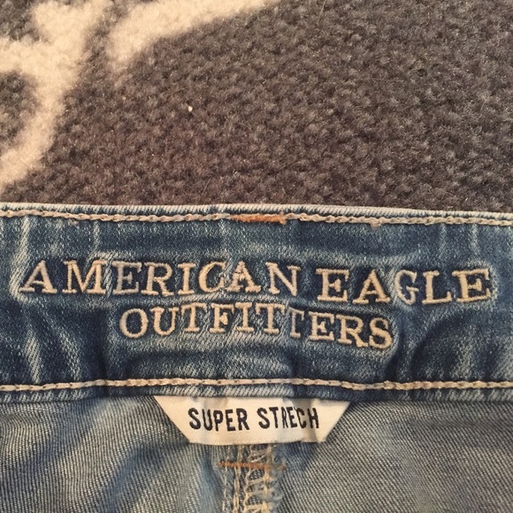 American Eagle super stretch jean shorts - Picture 2 of 3
