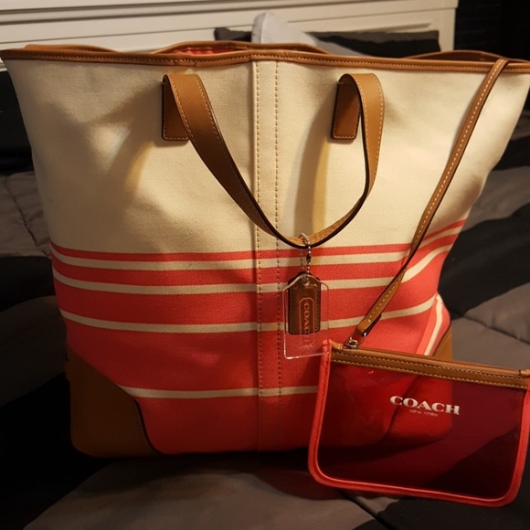 Handbags - Authentic COACH Tote