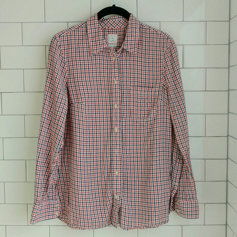 GAP The Fitted Boyfriend Gingham Shirt