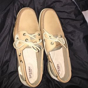 Sperry Bluefish Linen/Oat. Size 11.