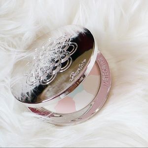 Guerlain Meteorites compact medium 3