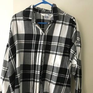 Black and White Plaid Old Navy Boyfriend Flannel