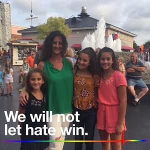 Meet your Posher, Cristina