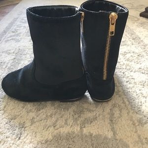 Little girls boots size 9