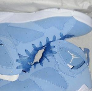Jordan Retro 7 Pantone