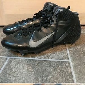 Nike mens football cleats