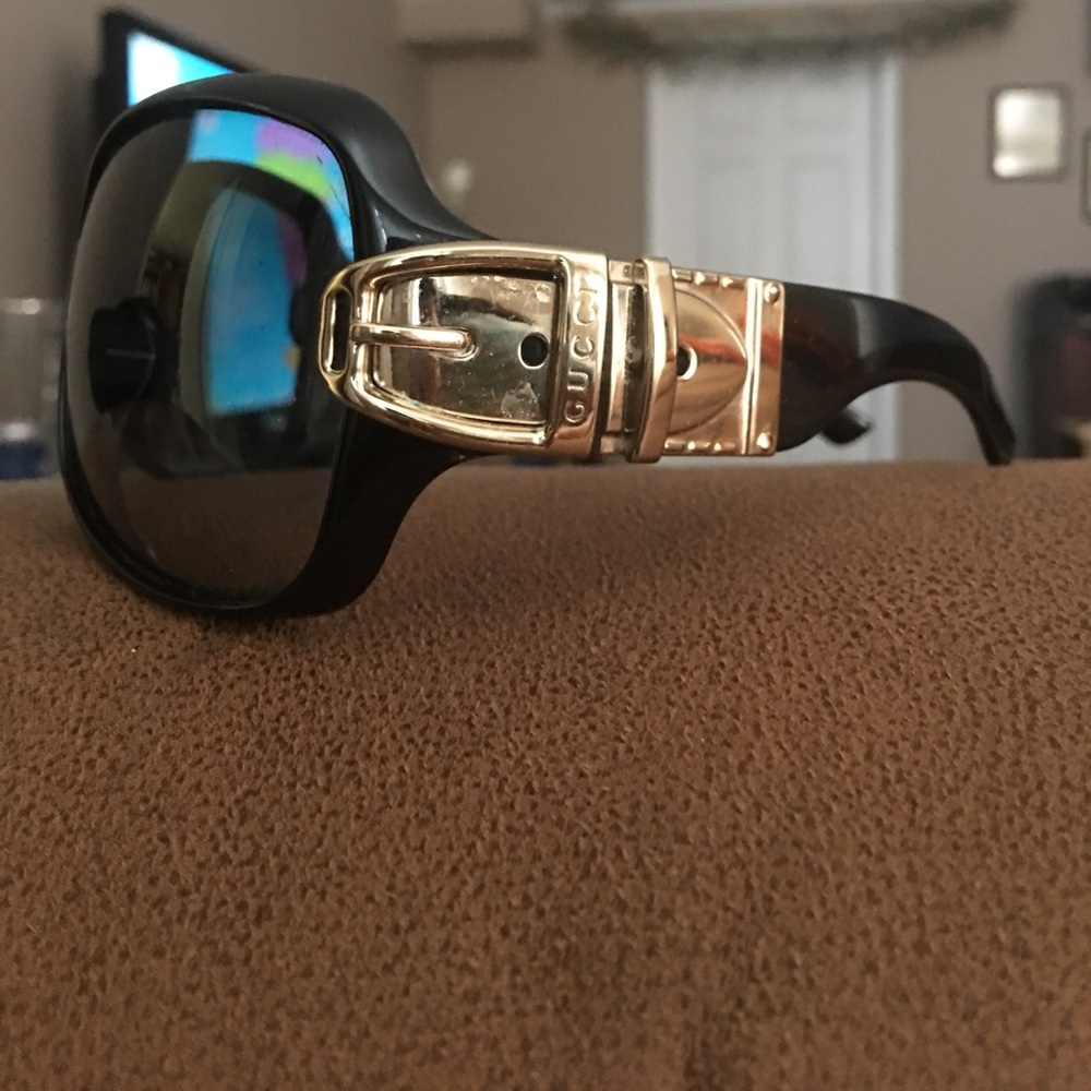 Designer sunglasses - Picture 2 of 2