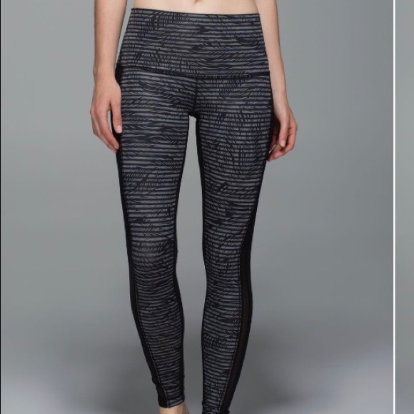 Lululemon Wunder Under Pant *Luxtreme (Roll Down) - Picture 2 of 5