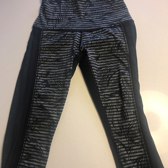 Lululemon Wunder Under Pant *Luxtreme (Roll Down) - Picture 5 of 5