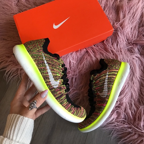 🍭sale🍭NWT Nike free RN Flyknit - Picture 7 of 8