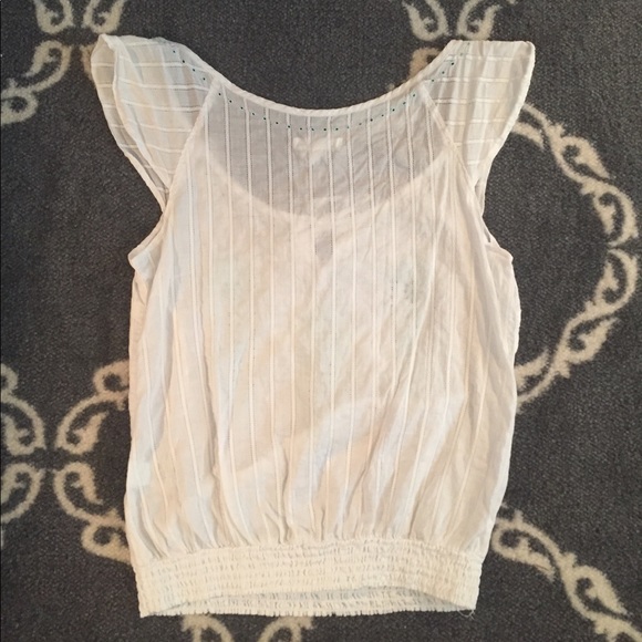 Aeropostale sleeveless shirt - Picture 2 of 3