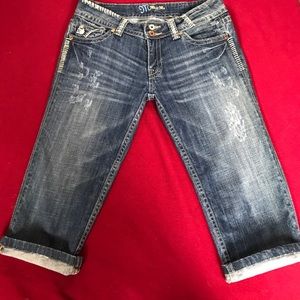 Women's Miss me capris