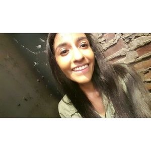 Meet your Posher, Anshi