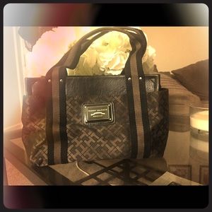 Tommy Hilfiger handbag