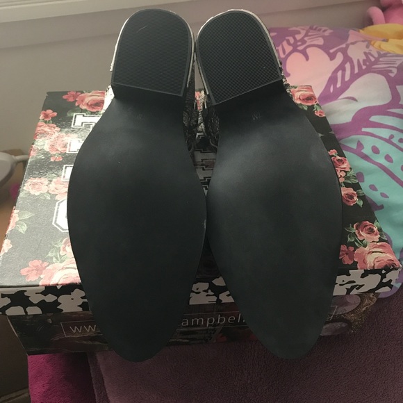 NEW Jeffrey Campbell temeku cutout booties - Picture 8 of 8