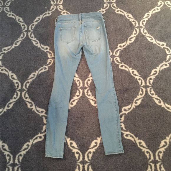 Hollister Light wash denim, ripped, jeggings - Picture 3 of 3