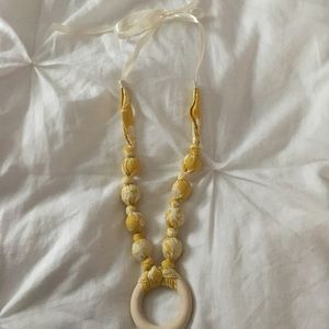 The Vintage Honey teething necklace