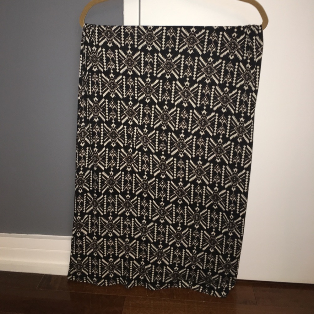 Tribal pattern maxi skirt