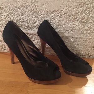 Pelle Moda Black peep toe platform heels