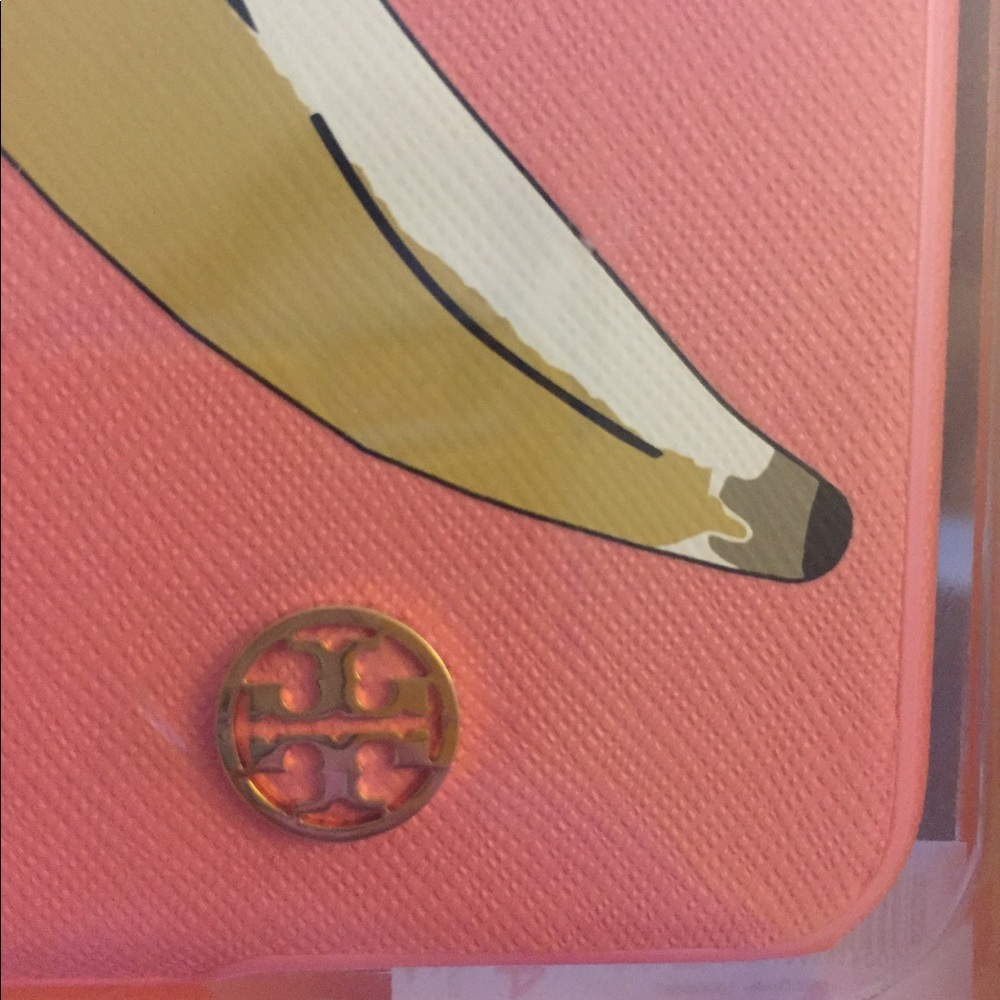 NWT Tory Burch IPhone 6 case with banana decor - Picture 3 of 4