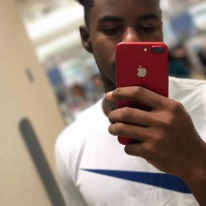 Meet your Posher, Russell