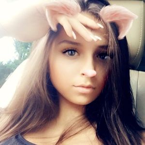 Meet your Posher, Ariana