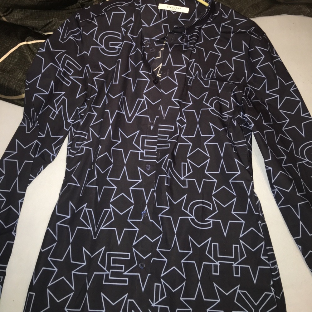 Givenchy Button Down Shirt Sz M Geo Star