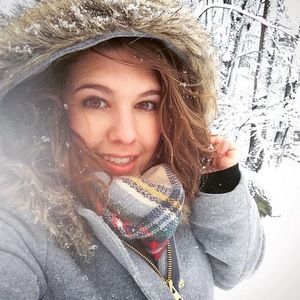 Meet your Posher, Emma