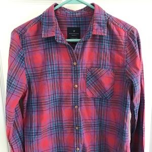 AMERICAN EAGLE BOYFRIEND SHIRT SZ XS