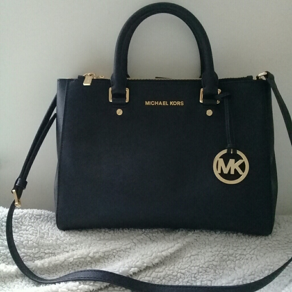 New Michael Kors Black Leather Purse