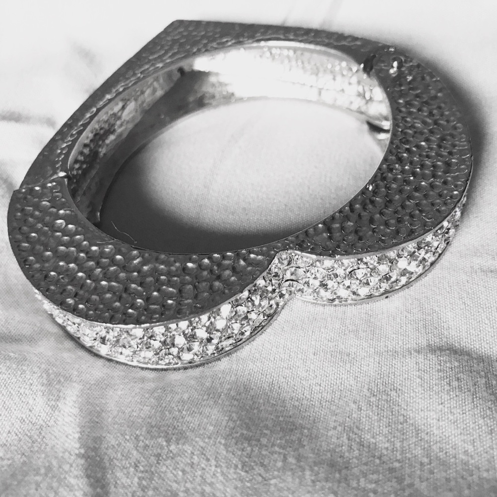 Heart-Shaped Swarovski Crystal Bracelet