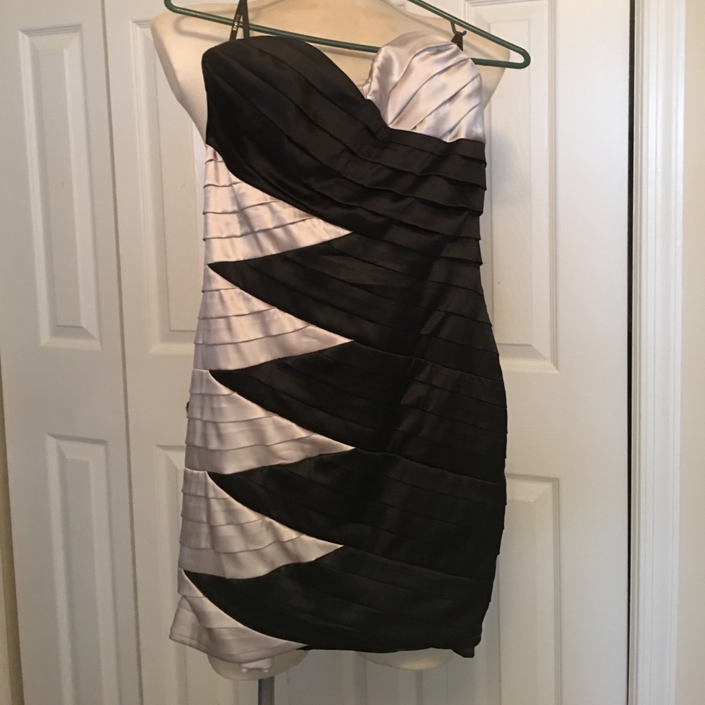 Bebe cocktail dress homecoming semi formal